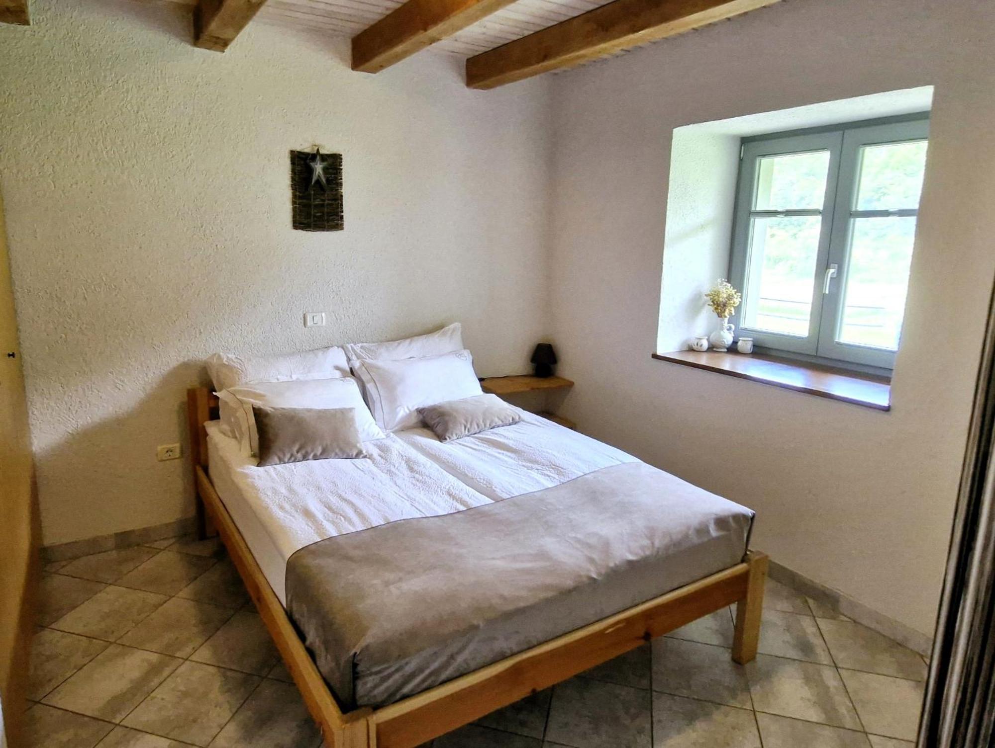 Guesthouse Idila Pod Nanosom Сеножече Екстер'єр фото