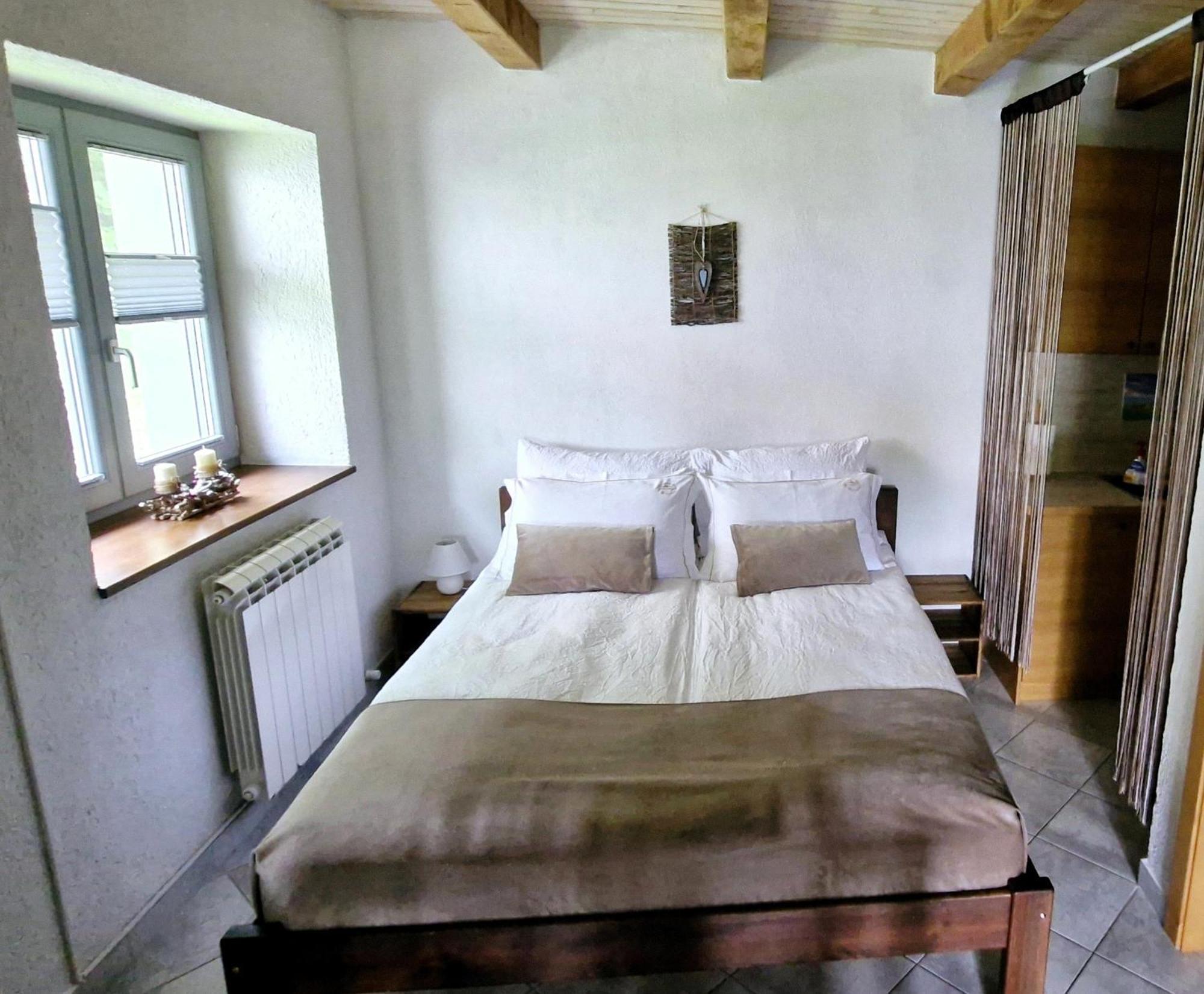 Guesthouse Idila Pod Nanosom Сеножече Екстер'єр фото